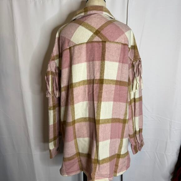 Umgee Fringe Plaid Shacket L Pink Oversized Button Front Western Boho NWT Gift - Picture 4 of 8